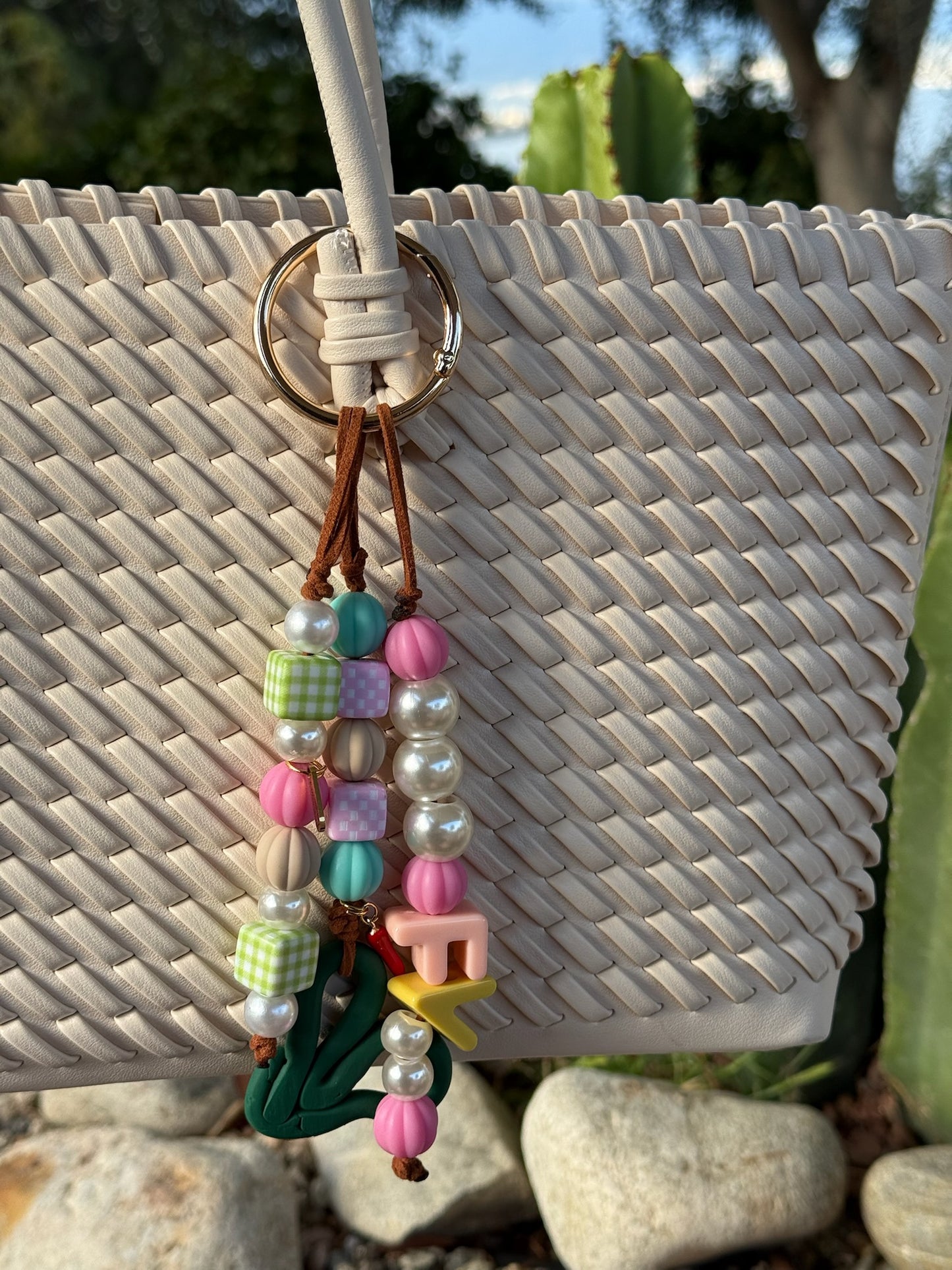 Frutto - The Round Charm